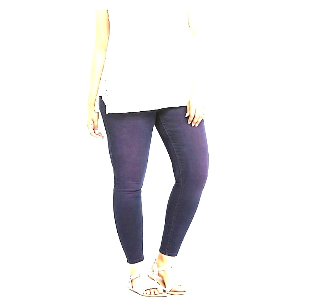 💜TORRID💜 CANDY VIOLET WASH JEGGING